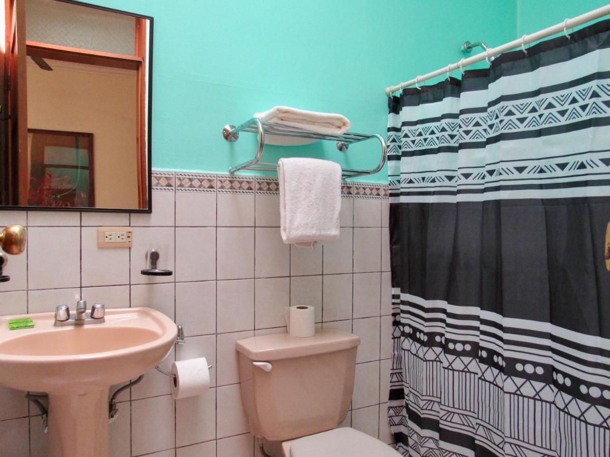 Hotel La Guaria Inn & Suites Alajuela Dış mekan fotoğraf